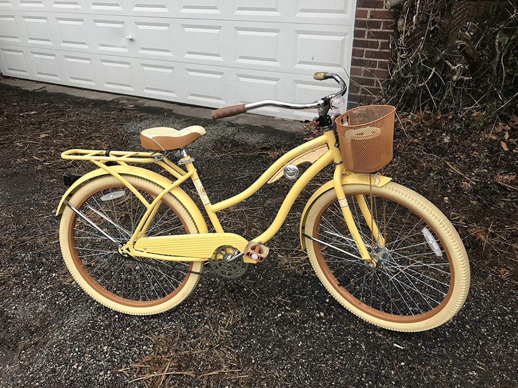 yellow huffy bike cruiser