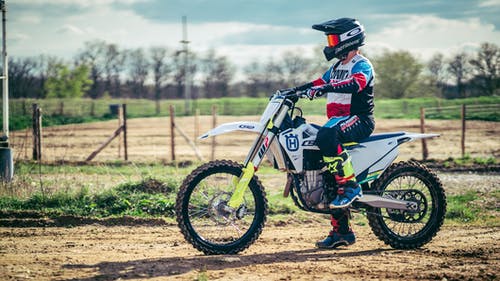 Best dirt bike helmets for kids